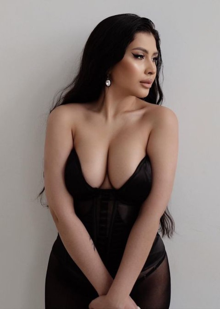 Индивидуалка Амина главное фото в городе Каменск-Шахтинский 