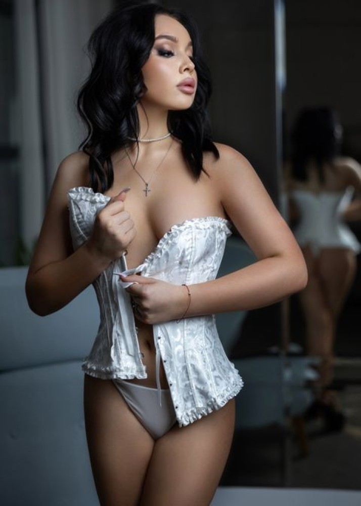 Индивидуалка Эмилия фото № 2 в городе Каменск-Шахтинский